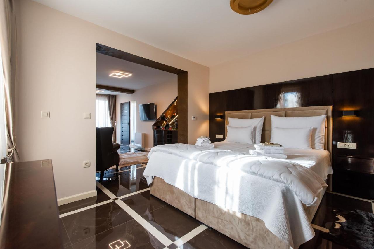 Suites Kod Guste Sukošan Exterior foto