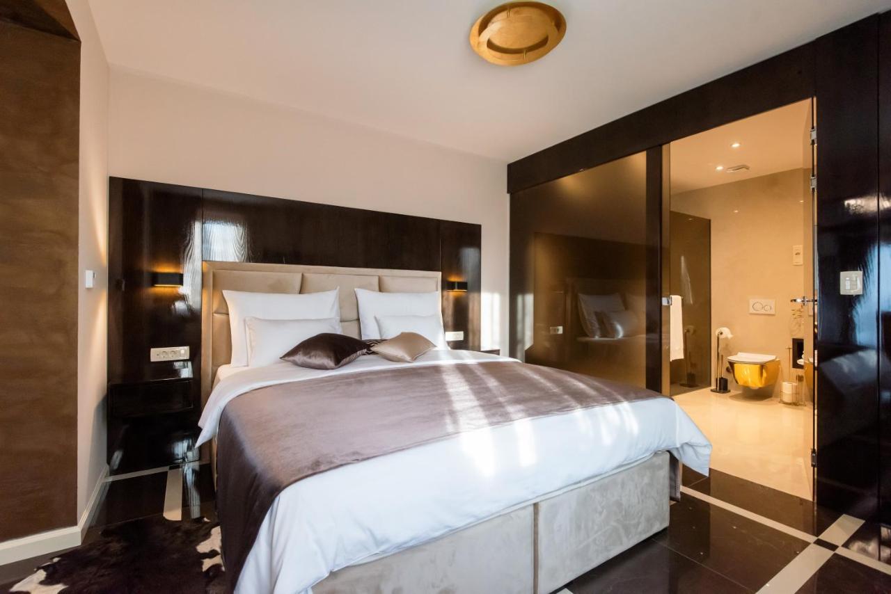 Suites Kod Guste Sukošan Exterior foto